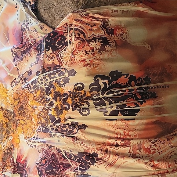 Maxi comfortable tie dye n peach,yellow,orange with brown.size small One World - Picture 8 of 10